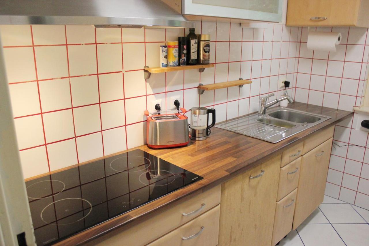 1 Zimmer In Wohngemeinschaft, Netflix, Premium Kabelfernsehen, Kueche Apartment Berlin Exterior photo